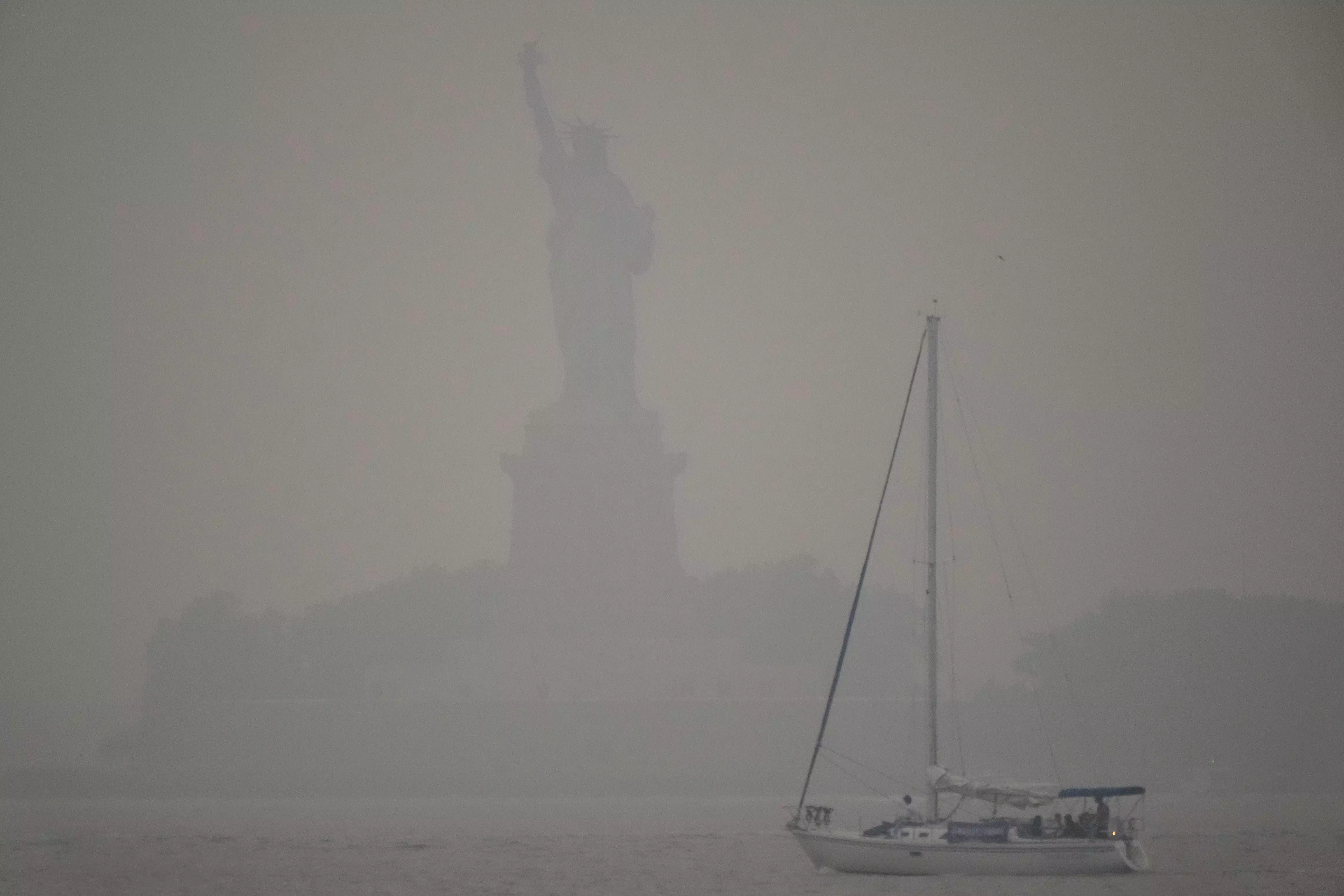 Canadian Wildfire Sends Hazardous Smoke Spewing into US Canadian Wildfire Sends Hazardous Smoke Spewing into US