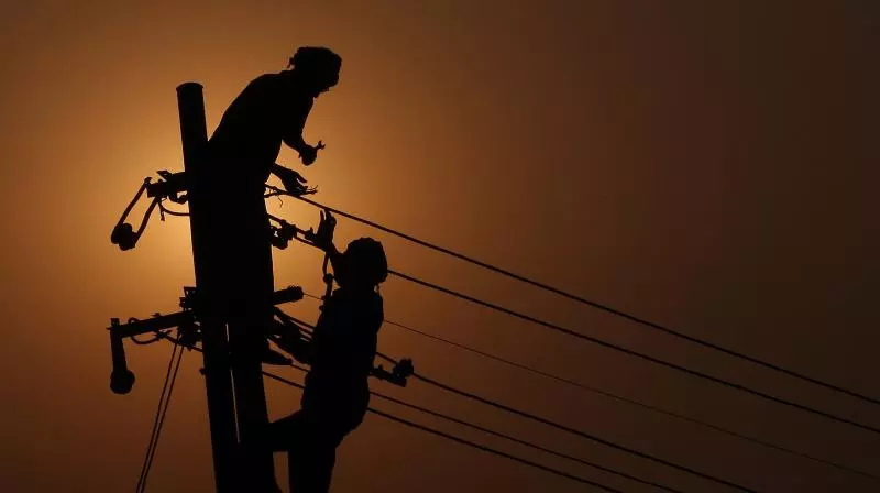 Hyderabad Residents Flag Poor TGSPDCL Response During Power Outages Hyderabad Residents Flag Poor TGSPDCL Response During Power Outages