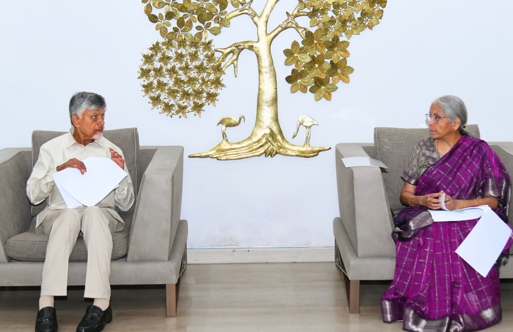 CM Naidu Seeks Central Help to Cut Shrimp Feed Costs, Boost Horticulture