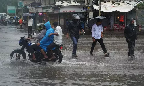 Heavy Rain Returns To Uttara Kannada, Schools Shut In Ankola Heavy Rain Returns To Uttara Kannada, Schools Shut In Ankola