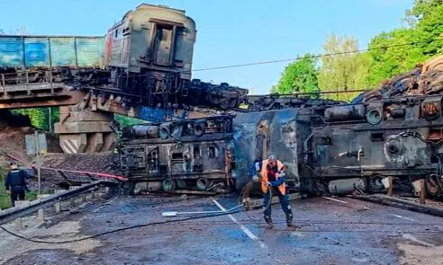 Russia Says Ukrainian Drone Attack Kills 7, Wounds 24 at Logistics Centre Russia Says Ukrainian Drone Attack Kills 7, Wounds 24 at Logistics Centre
