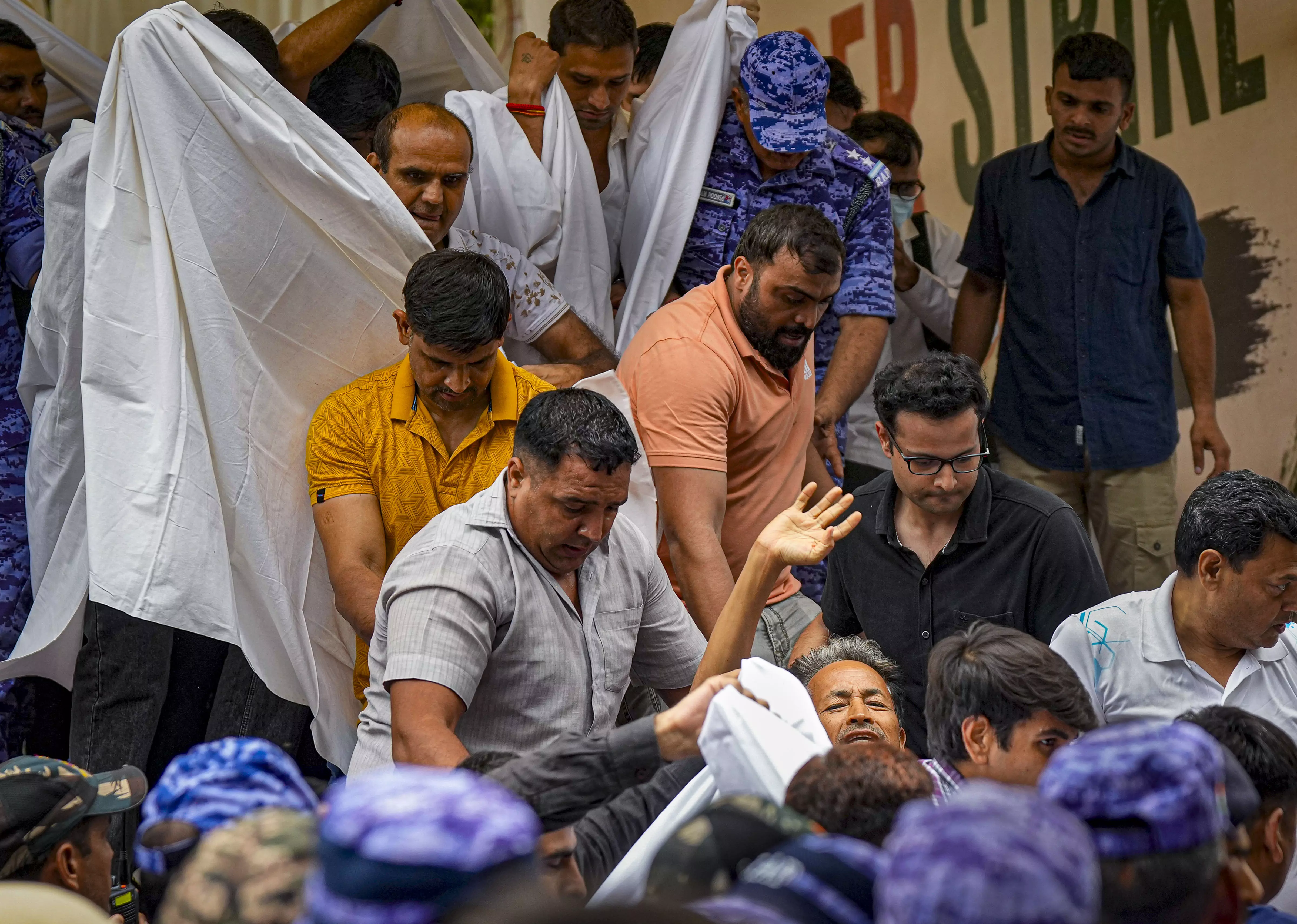 Police Action Against Wangchuk: Congress Accuses Govt Of Crushing Peaceful Protest Police Action Against Wangchuk: Congress Accuses Govt Of Crushing Peaceful Protest