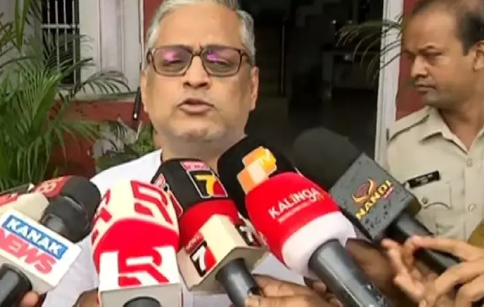 Missing CMO files : Former Odisha IT Secretary Manoj Mishra Appears Before Police Missing CMO files : Former Odisha IT Secretary Manoj Mishra Appears Before Police