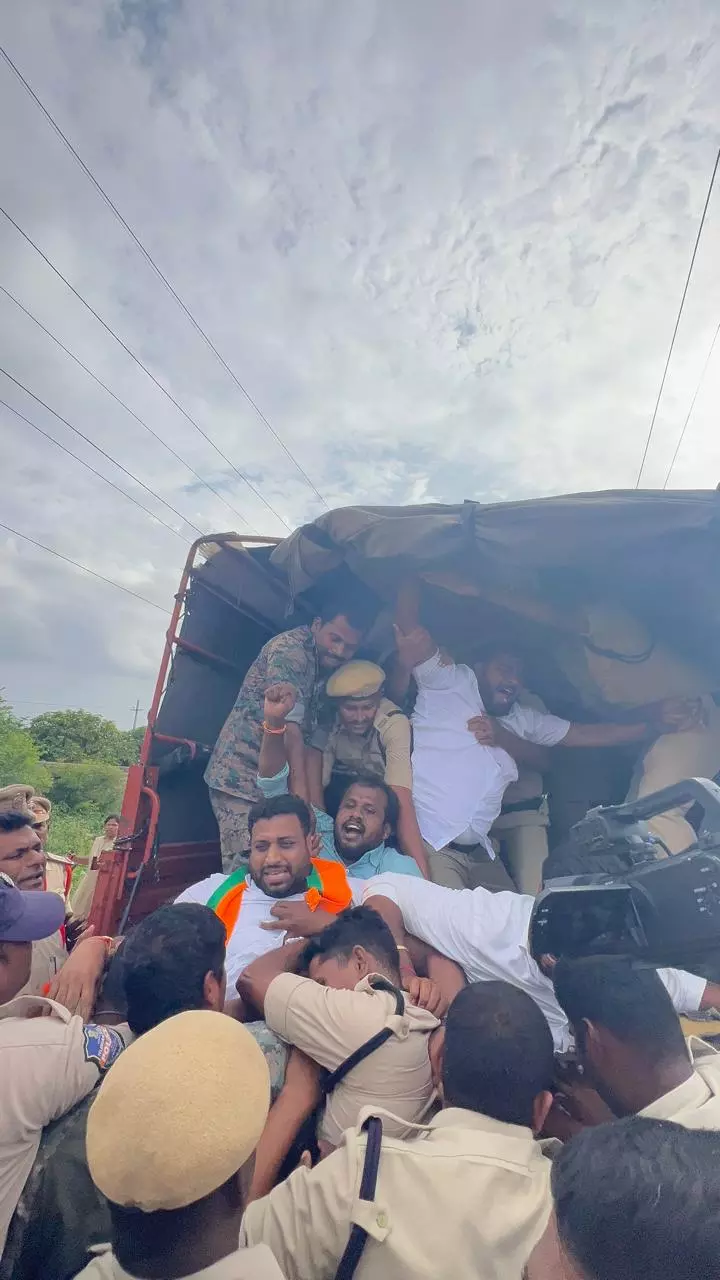 Telangana: BJP Alleges ‘Islamisation’ Of Hyderabad Telangana: BJP Alleges ‘Islamisation’ Of Hyderabad