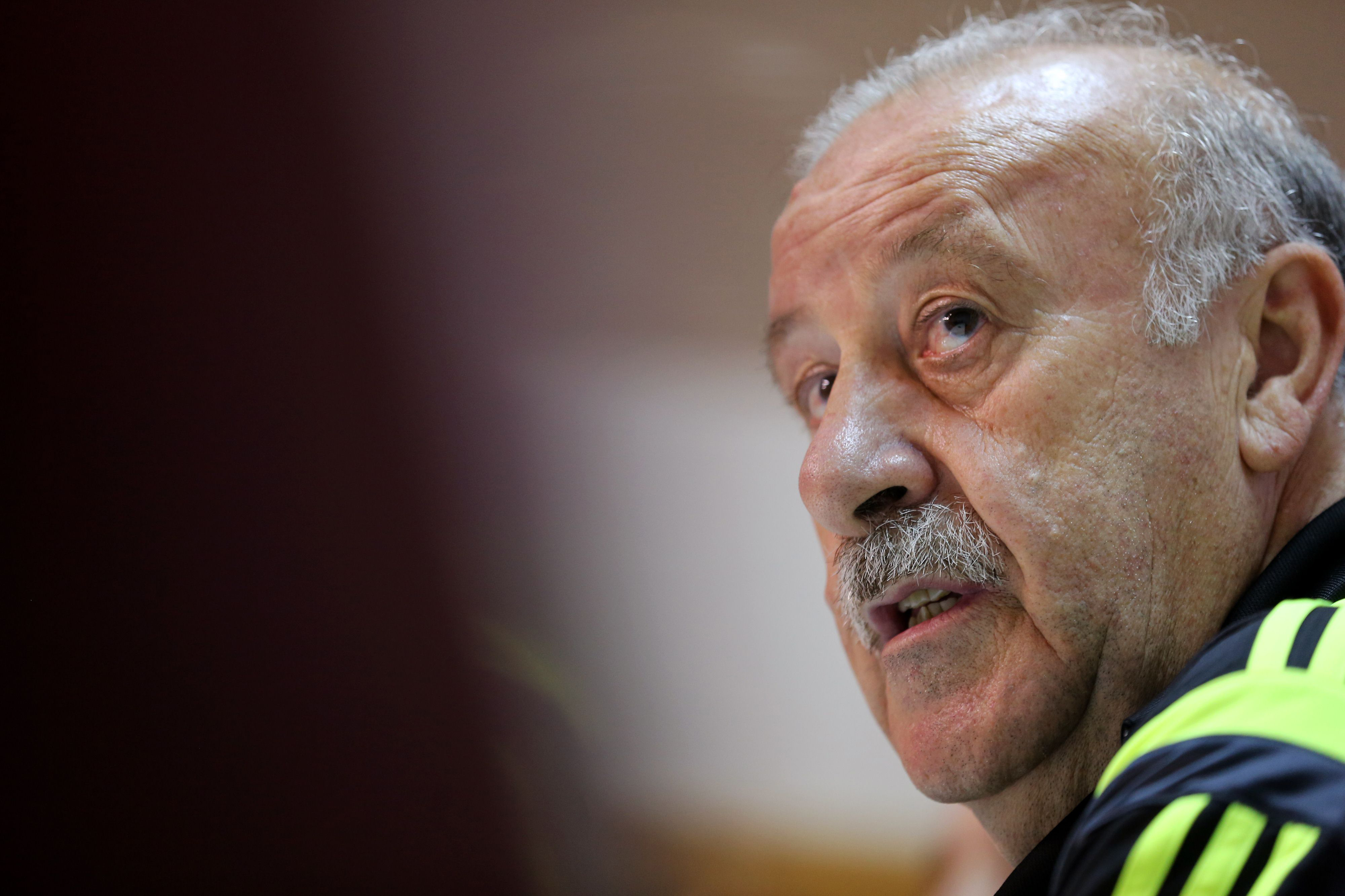 2010 Winning Coach Del Bosque Tells Spain Not To Underestimate 'Nuisance' Argentina