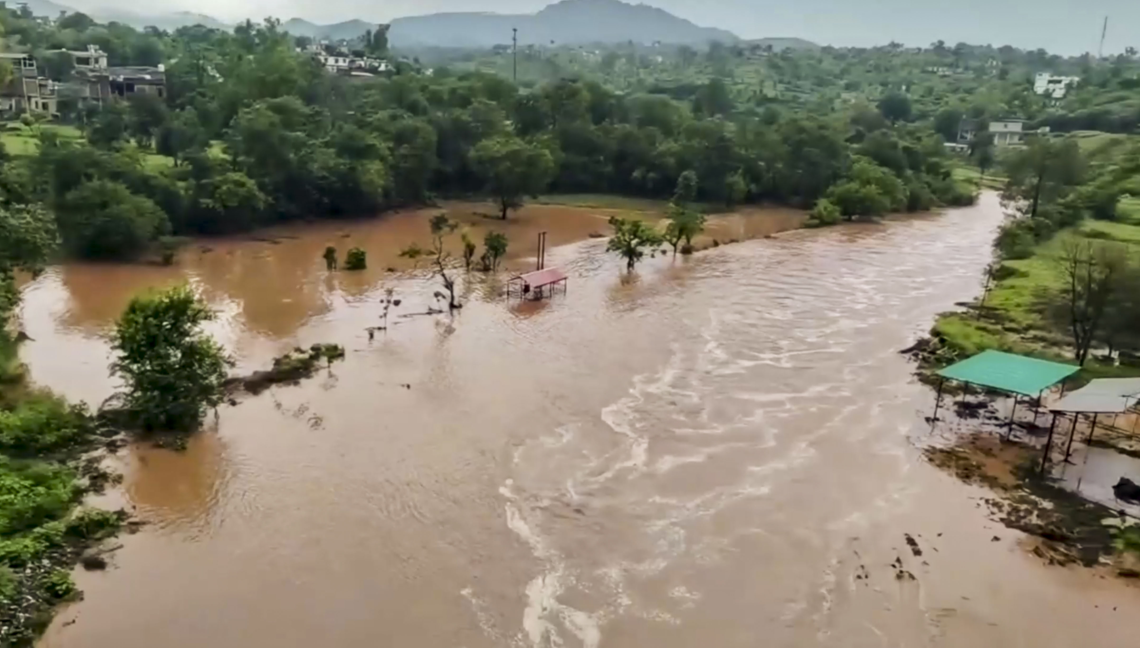 J&K: Flash Floods Hit Rajouri Town, Hundreds Shifted to Safer Places