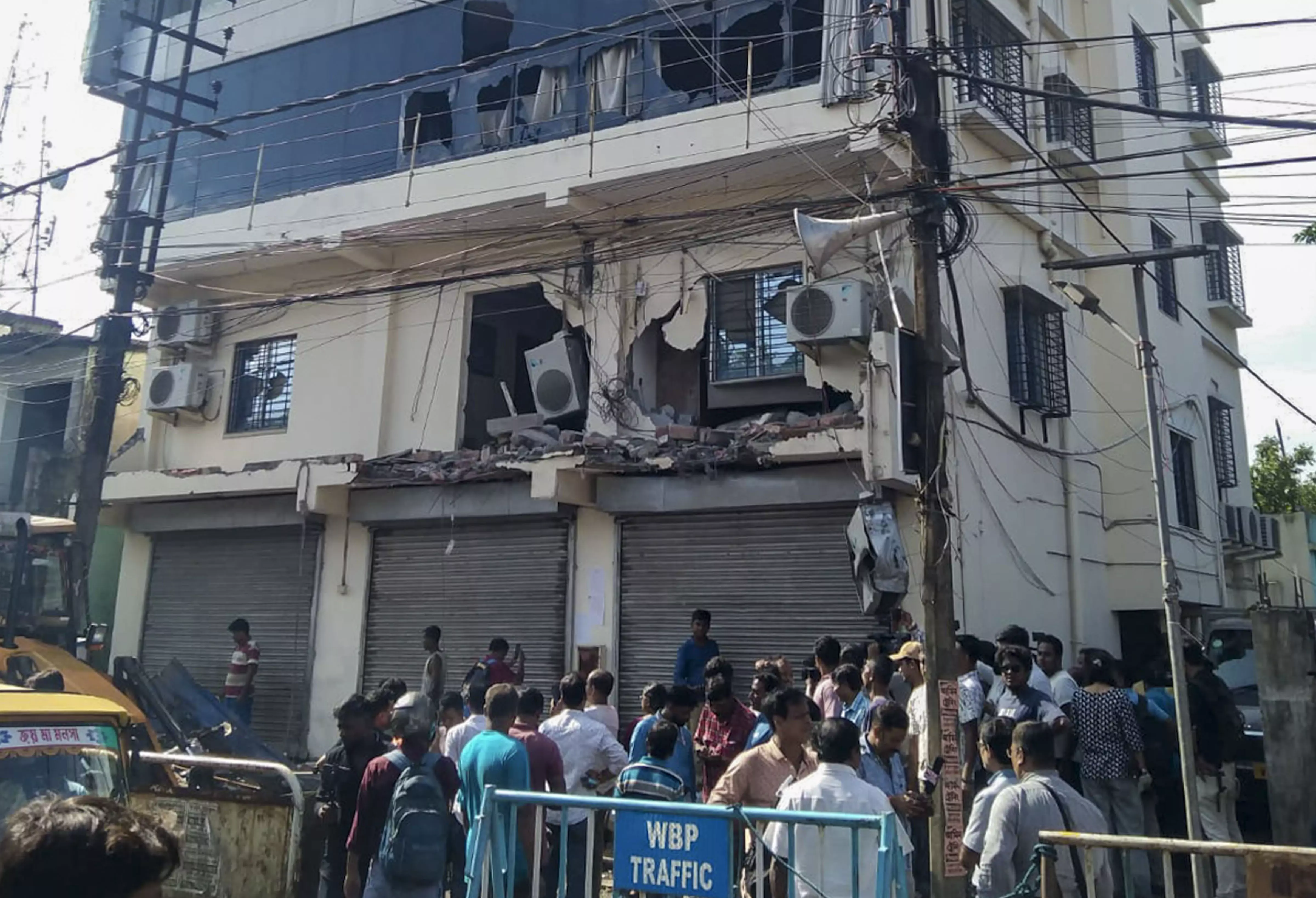 Calcutta HC Orders Halt In Demolition Of Abhishek Banerjees Office Calcutta HC Orders Halt In Demolition Of Abhishek Banerjees Office
