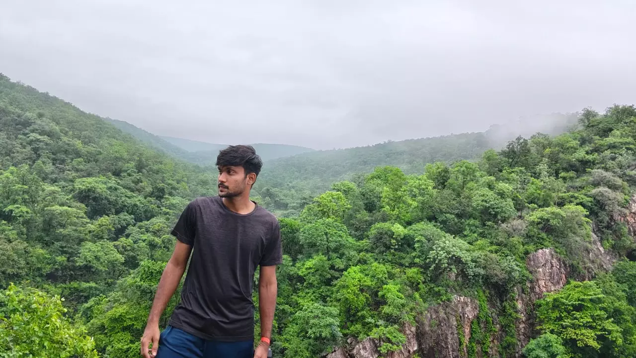 Telangana: Hyd Man Dies After Fall Into Gorge Near Gundam Waterfall Telangana: Hyd Man Dies After Fall Into Gorge Near Gundam Waterfall
