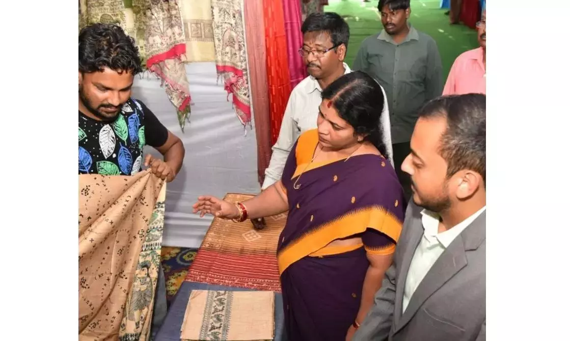 AP Handicrafts Festival Draws Huge Crowds in Vijayawada AP Handicrafts Festival Draws Huge Crowds in Vijayawada