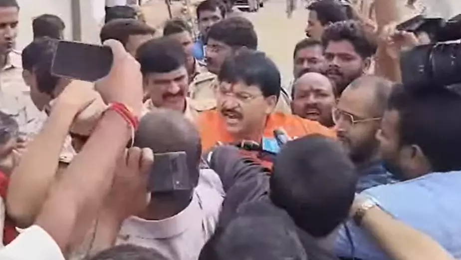 High Tension in Armoor Over BJP-Congress Protests High Tension in Armoor Over BJP-Congress Protests