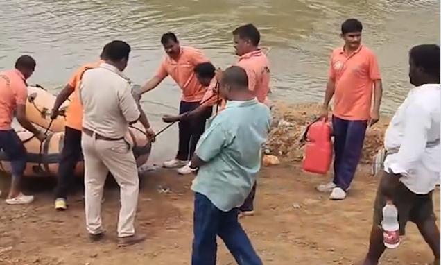 AP: Two Men Go Missing in Budameru Stream