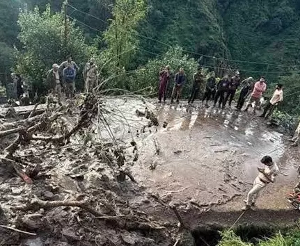 Rain Fury Kills 11 More in J&K As Toll Rises To 23; HP Shuts Schools Rain Fury Kills 11 More in J&K As Toll Rises To 23; HP Shuts Schools