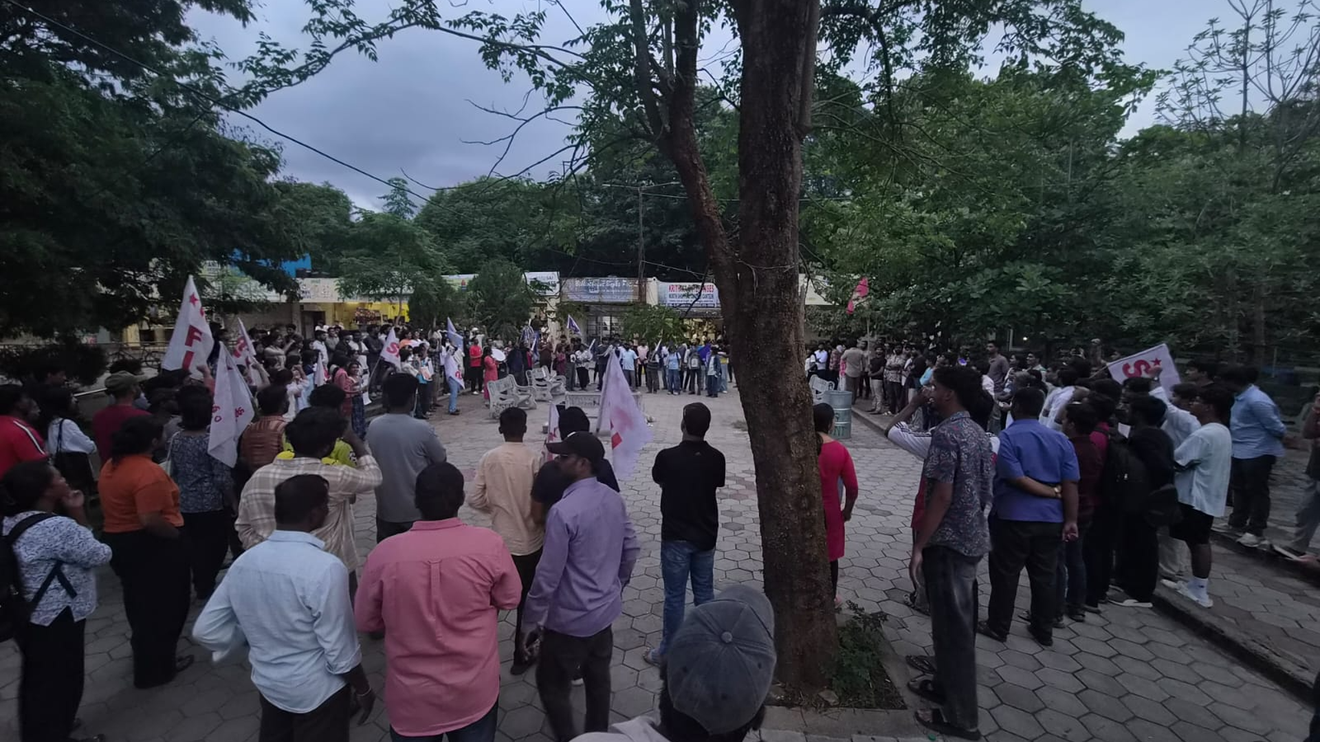 Hyderabadis Lead Protests In Support Of CJP Stir, Some Flew To National Capital