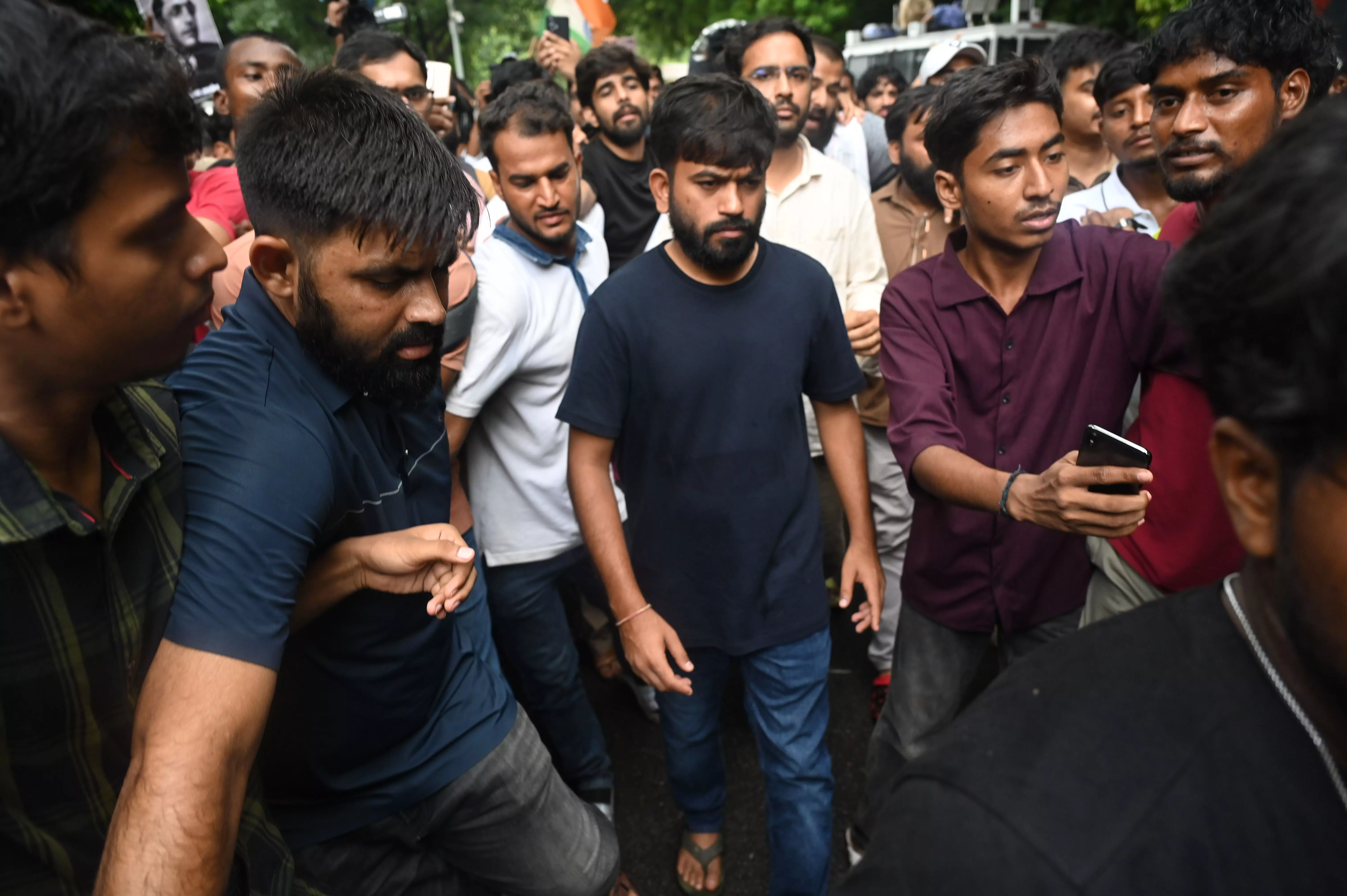 Delhi Police File FIR Against Protestors; CJP Alleges Brutality Delhi Police File FIR Against Protestors; CJP Alleges Brutality