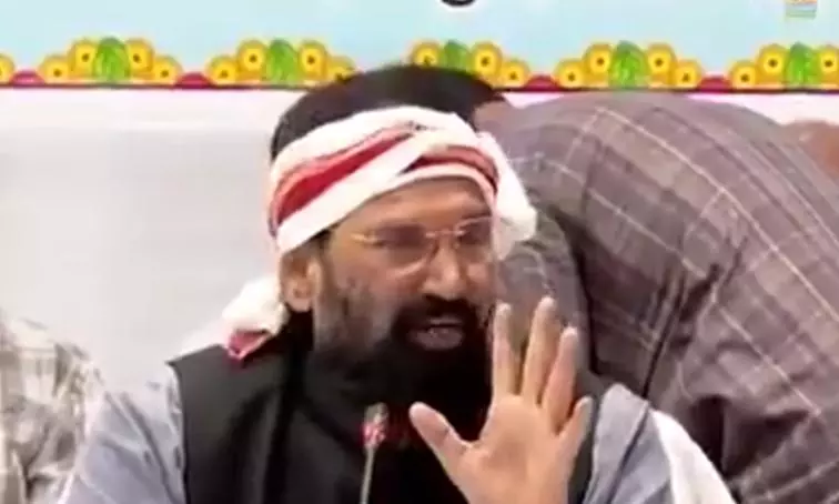Uttam Says Harish Lying, Govt Putting Devadula to Full Use Uttam Says Harish Lying, Govt Putting Devadula to Full Use