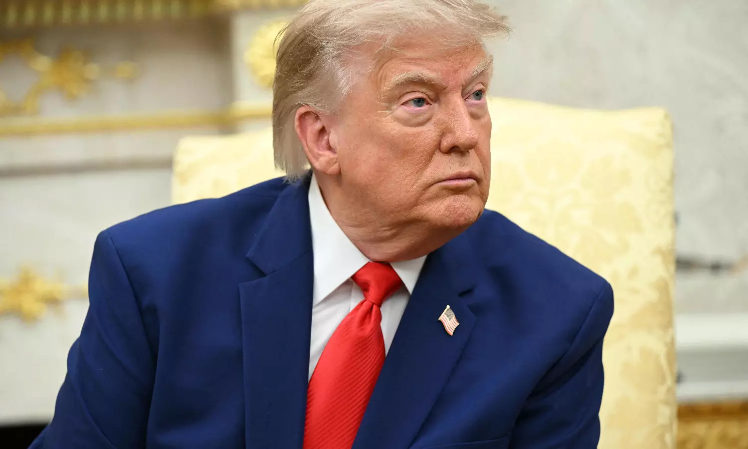 Trump tells generic drugmakers to make in US by August 2028 or pay up to 200% duty; US to impose up to 200% tariffs on generic drugs