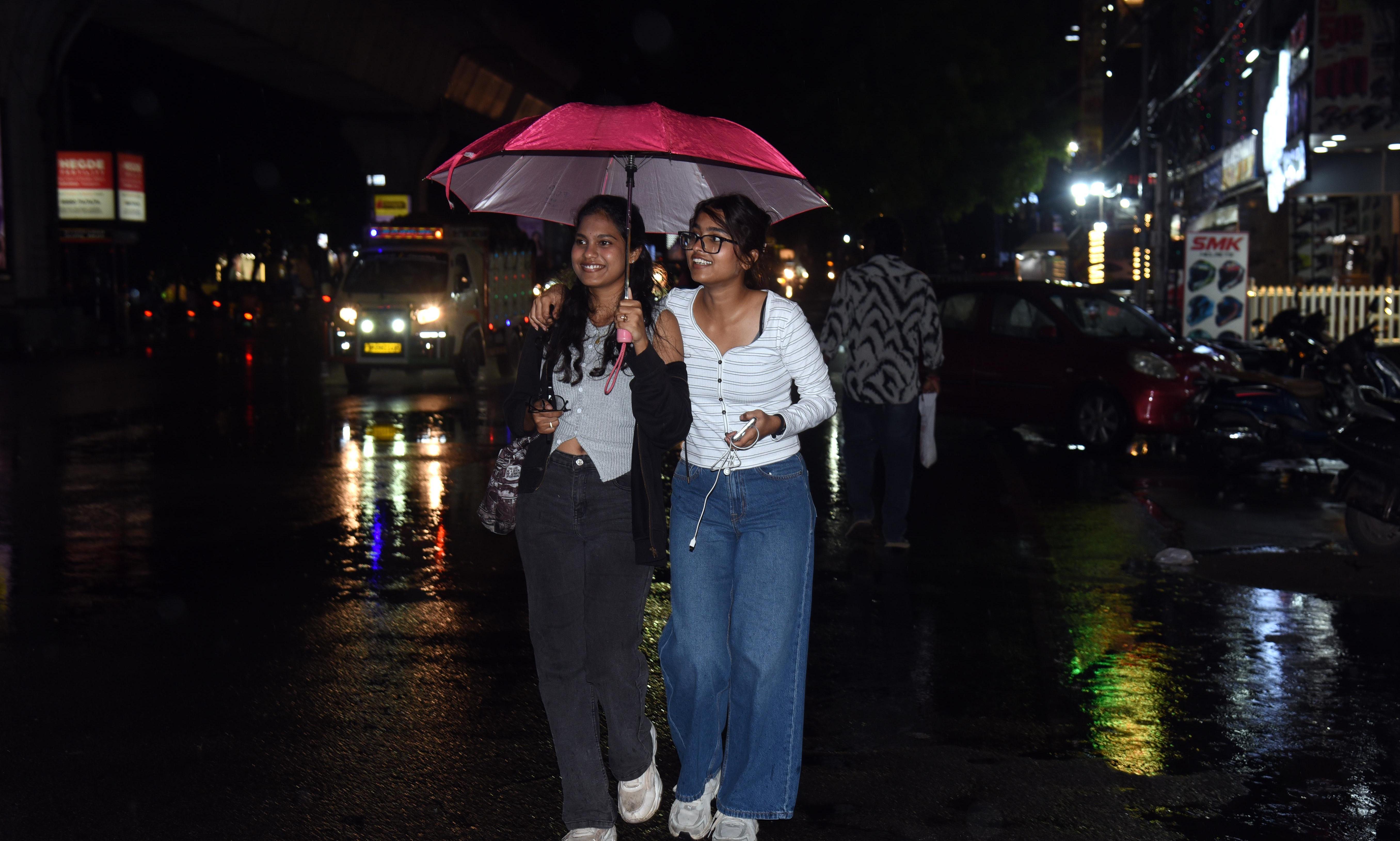 Rain Alert: Showers to Continue Across Telangana