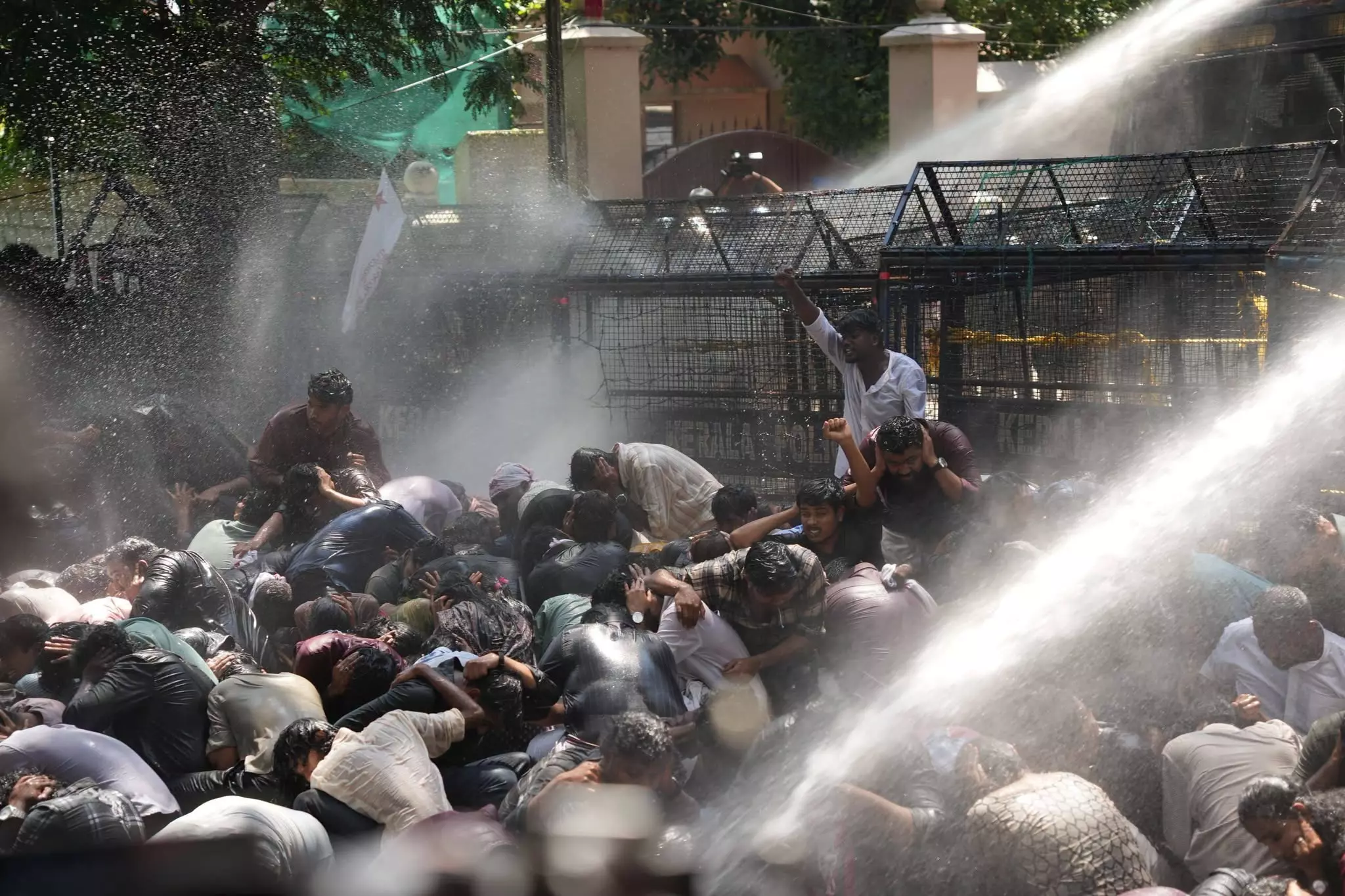 SFI Organises Protests Across Kerala Demanding Dharmenra Pradhan’s Resignation SFI Organises Protests Across Kerala Demanding Dharmenra Pradhan’s Resignation