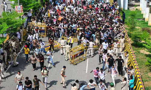 ABVP Condemns Violence During CJP NEET Protests, Seeks High-Level Panel on Exam Reforms ABVP Condemns Violence During CJP NEET Protests, Seeks High-Level Panel on Exam Reforms