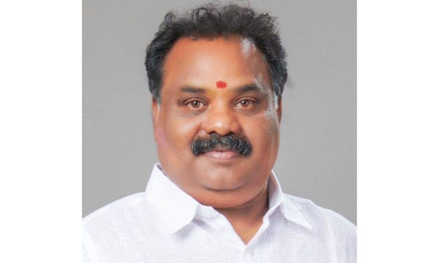 Rajanagaram MLA Seeks AMRO facility at Rajamahendravaram Airport