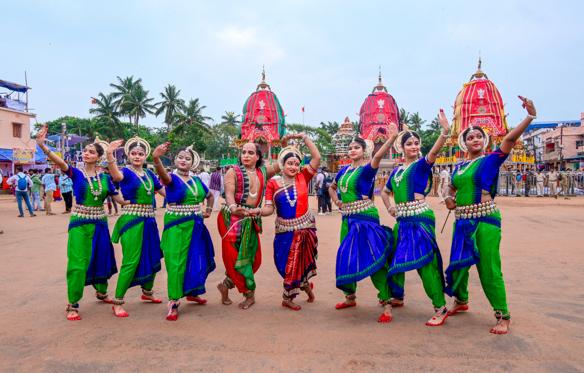 Lord Jagannath's Bahuda Yatra Begins as Lakhs Gather in Puri