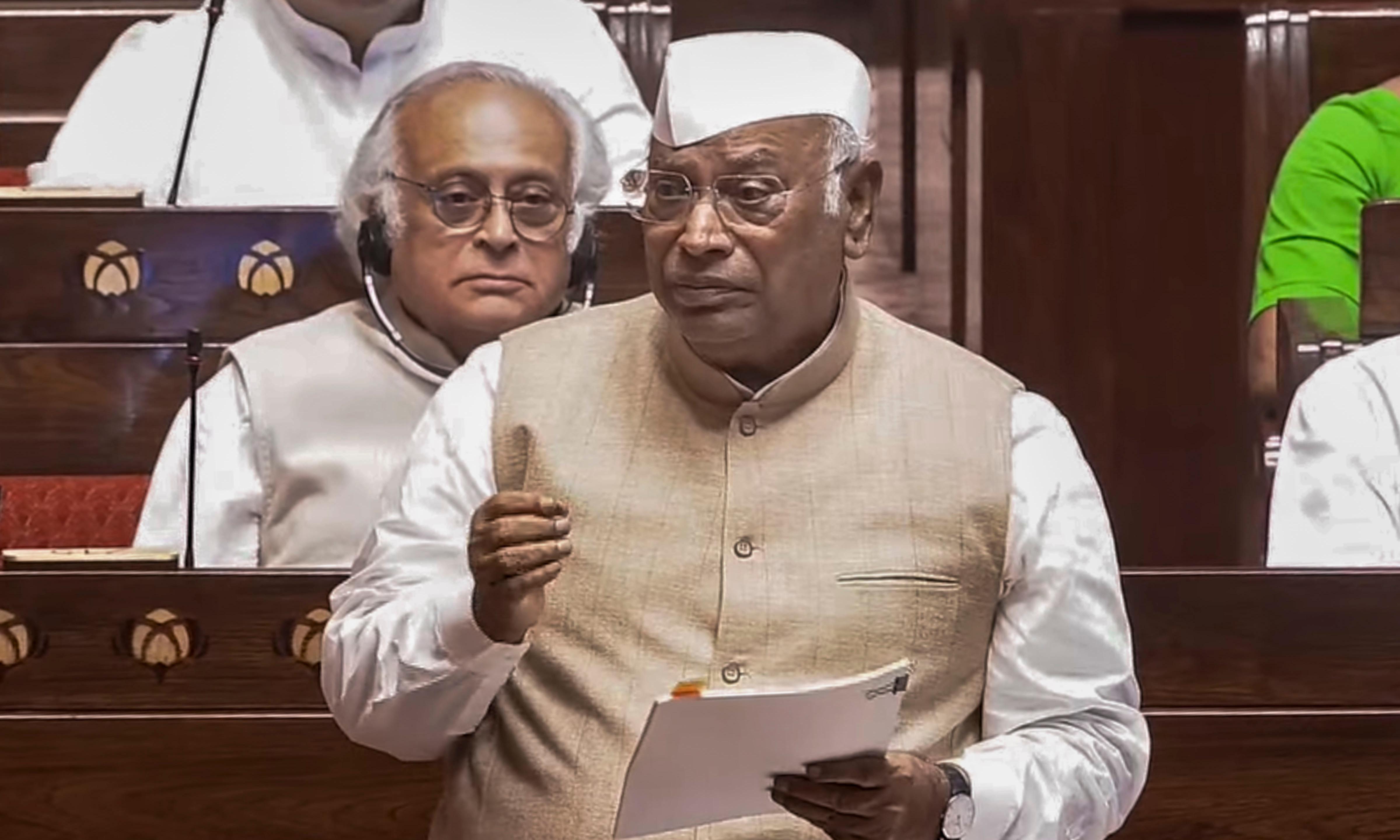 Cong Hits Modi Govt Over DU, JNU Advisory Against Jantar Mantar Protest