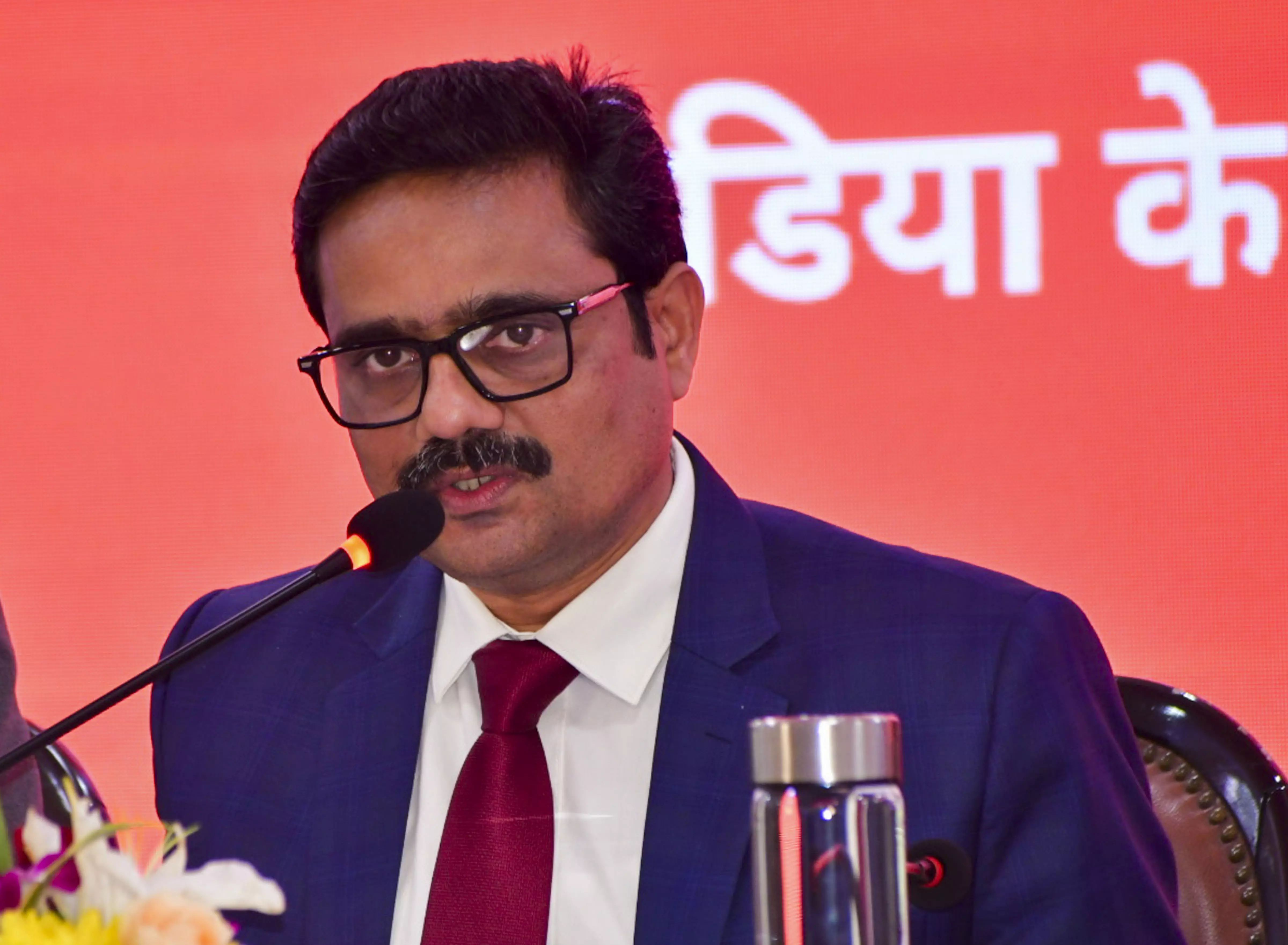 Maharashtra: BoB Targets $ 4-5 Billion, BoI $1.2 Billion From RBI Forex Measures