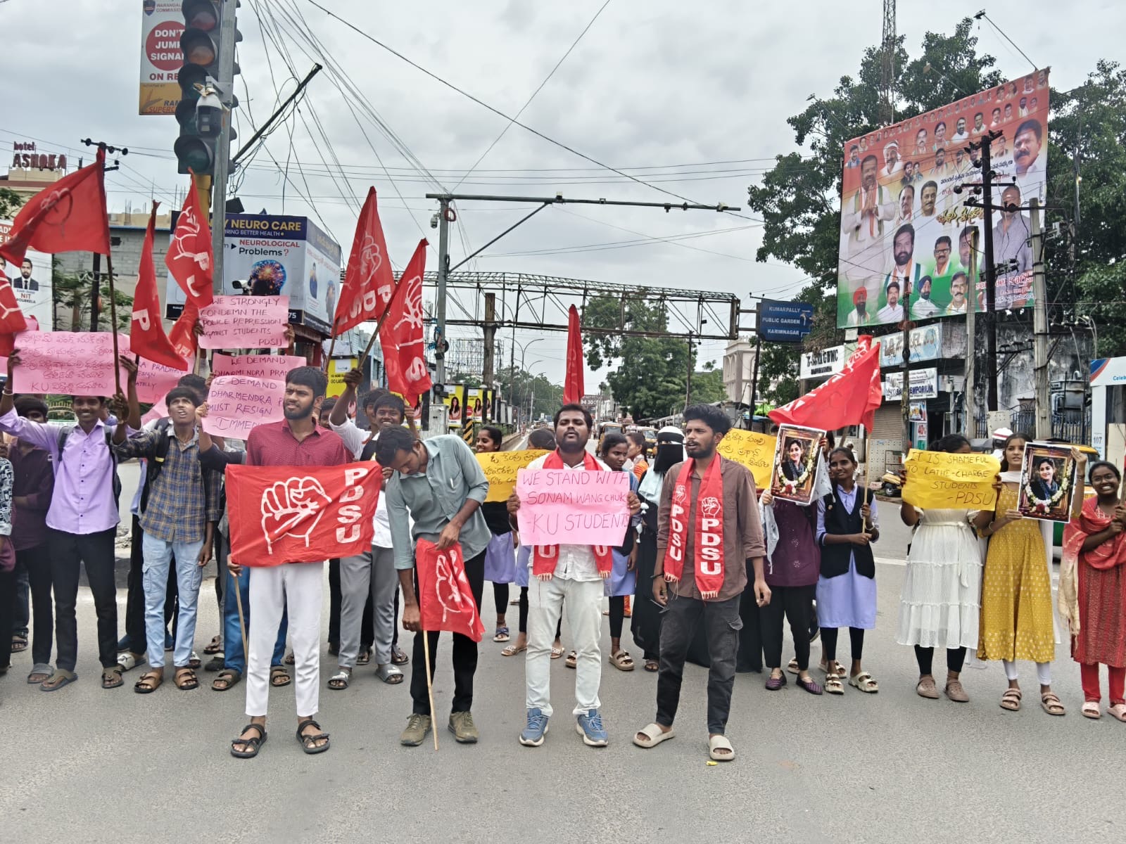 Students Block KU Gate Over NEET Row