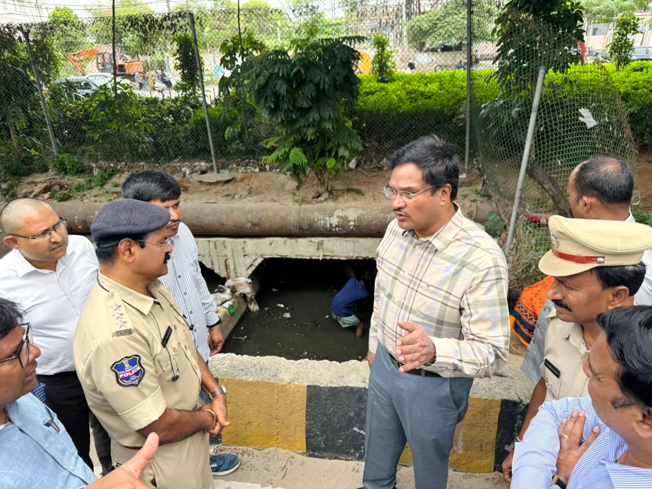 HYDRAA Commissioner Ranganath Inspects Gachibowli Desilting Works