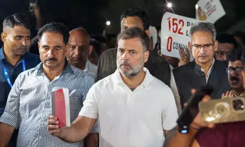 Rahul Slams DU Over Its Stay Away From Jantar Mantar Warning To Students Rahul Slams DU Over Its Stay Away From Jantar Mantar Warning To Students