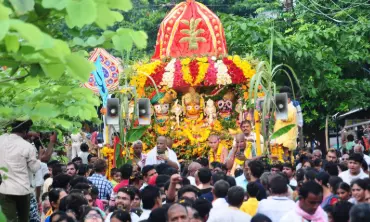 Jagannath Rath Yatra Held in Nizamabad Jagannath Rath Yatra Held in Nizamabad