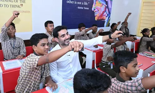 Lokesh Says 1.10 Lakh Students Shifted From Private to Government Schools Lokesh Says 1.10 Lakh Students Shifted From Private to Government Schools