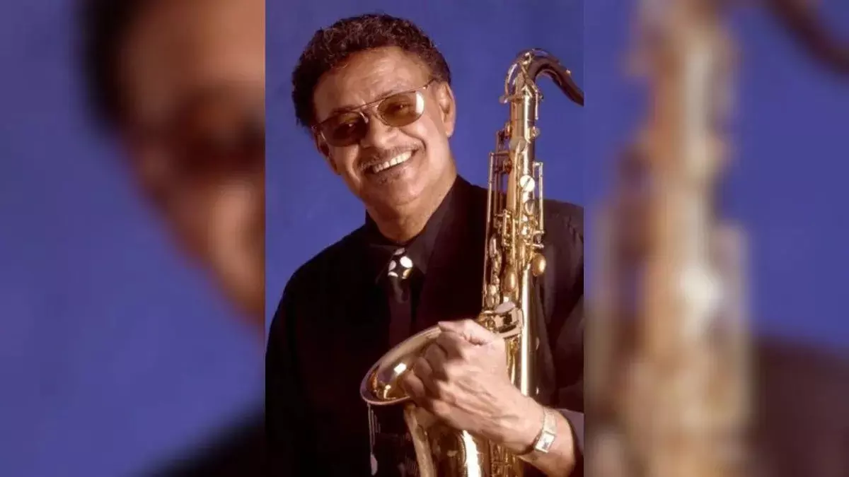 Pink Panther Theme Saxophonist Plas Johnson Passes Away at 94 Pink Panther Theme Saxophonist Plas Johnson Passes Away at 94