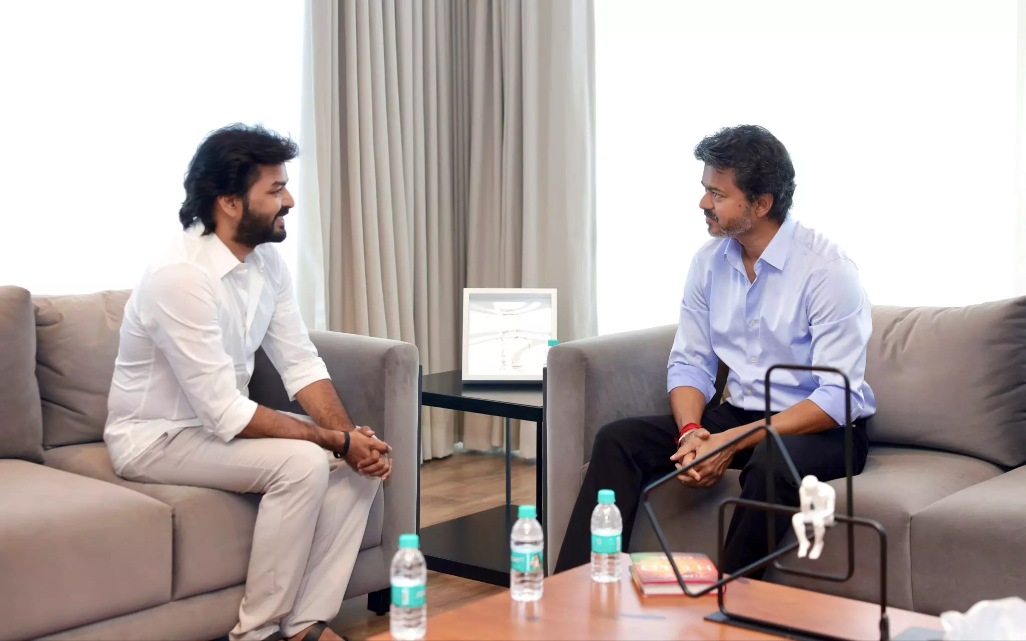 Actor Jai Meets Thalapathy Vijay; Details Revealed Actor Jai Meets Thalapathy Vijay; Details Revealed