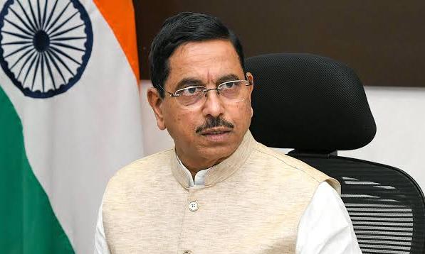 Pralhad Joshi Assumes Charge as Education Minister After Pradhan Quits