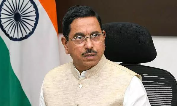 Pralhad Joshi Assumes Charge as Education Minister After Pradhan Quits Pralhad Joshi Assumes Charge as Education Minister After Pradhan Quits