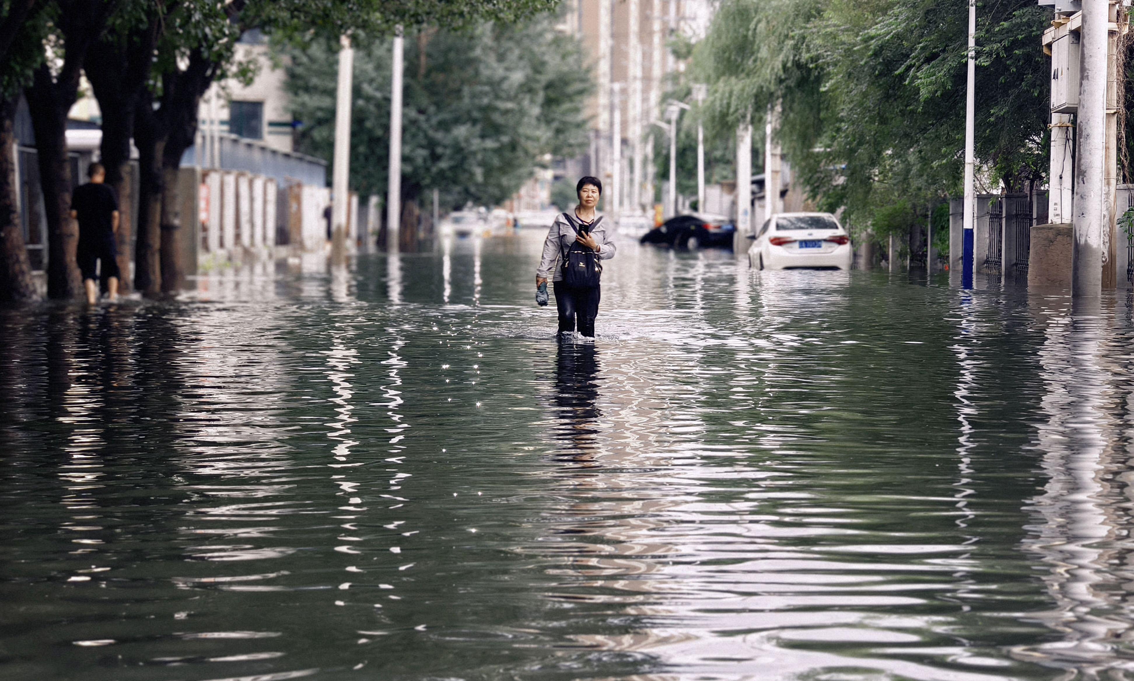 Typhoon Noul Threatens China: 340,000 Evacuated as Storm Nears Coast