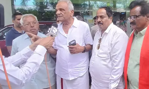 Andhra Pradesh: CPI Says ‘Cockroach’ Remark Became Symbol Of Youth Protest Andhra Pradesh: CPI Says ‘Cockroach’ Remark Became Symbol Of Youth Protest