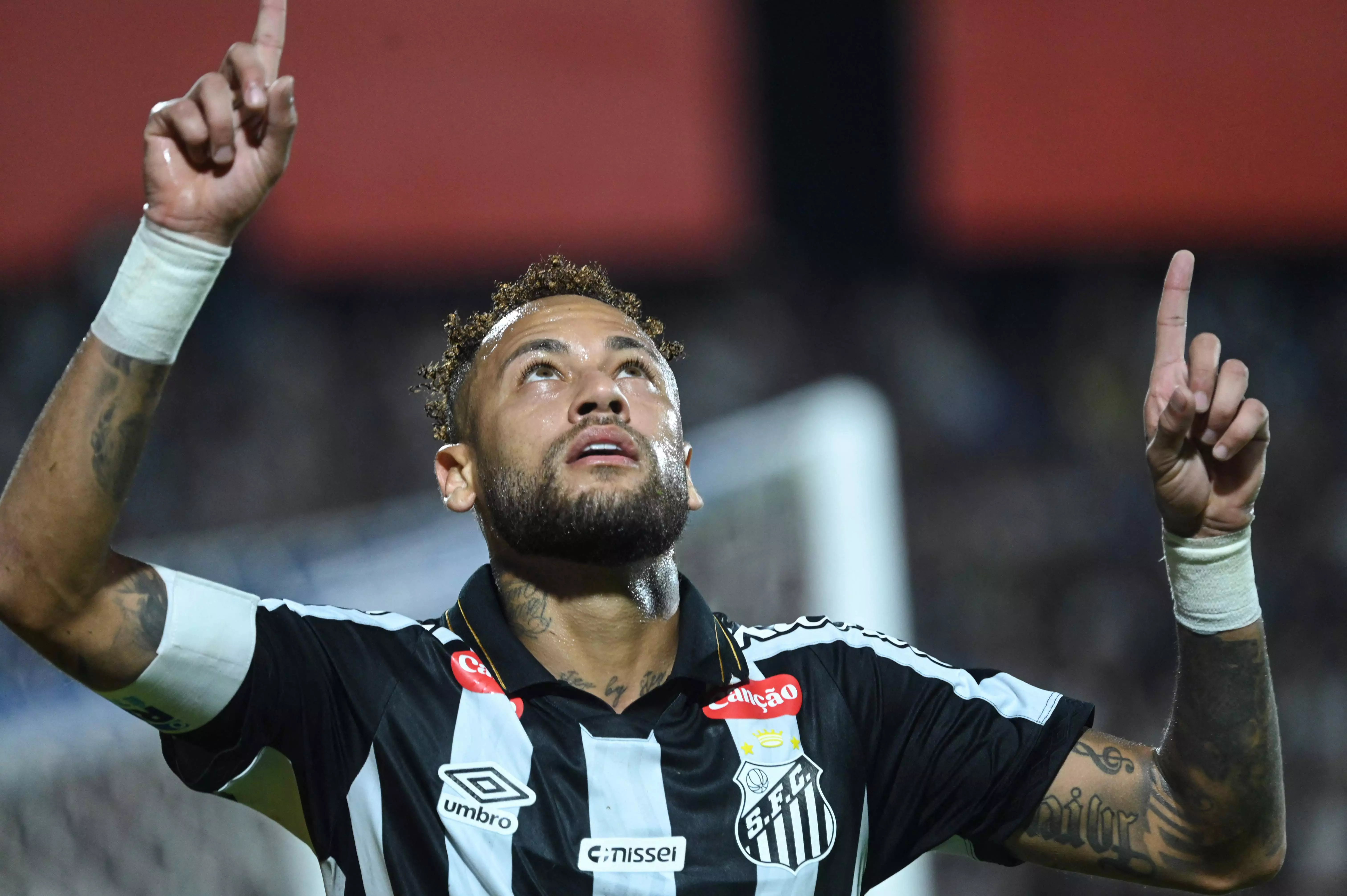 Neymar Scores Twice And Mocks Critics on Santos Return Neymar Scores Twice And Mocks Critics on Santos Return