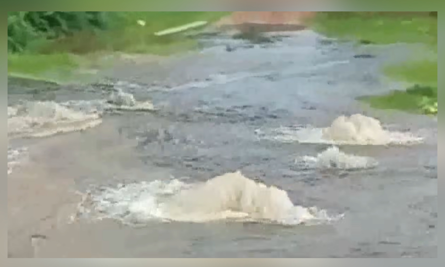 Papireddy Canal Siphon Aqueduct Collapses, Farmers Alarmed