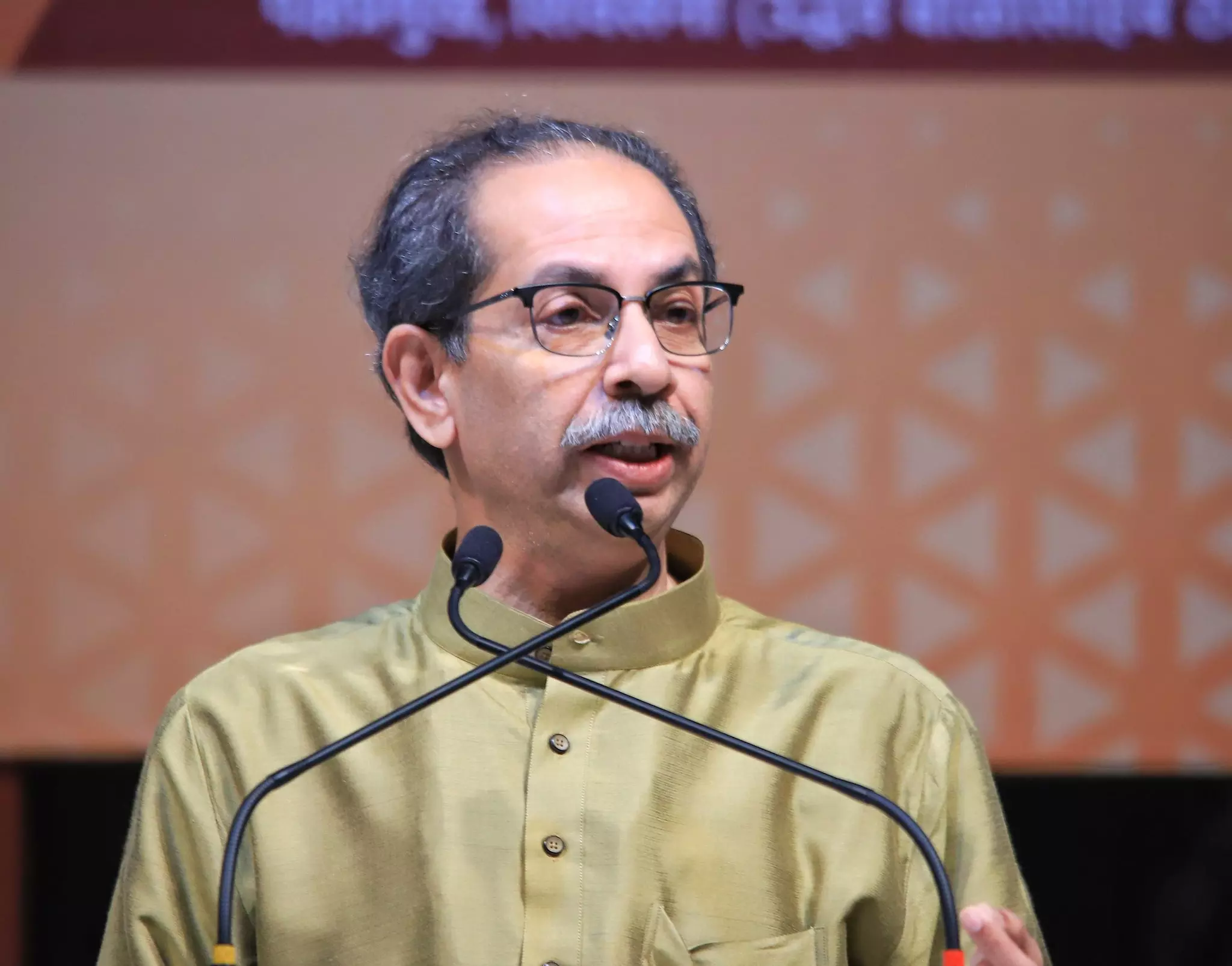 Thackerays Confirm Mumbai March Despite Pradhan's Resignation