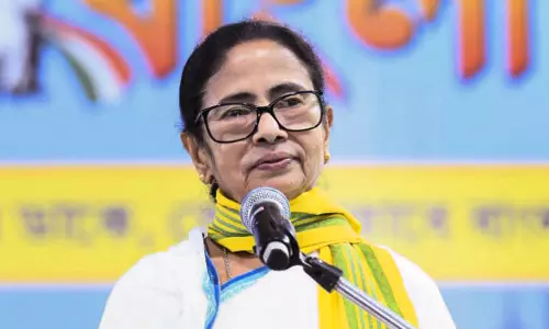 West Bengal: Didi defers Delhi visit West Bengal: Didi defers Delhi visit