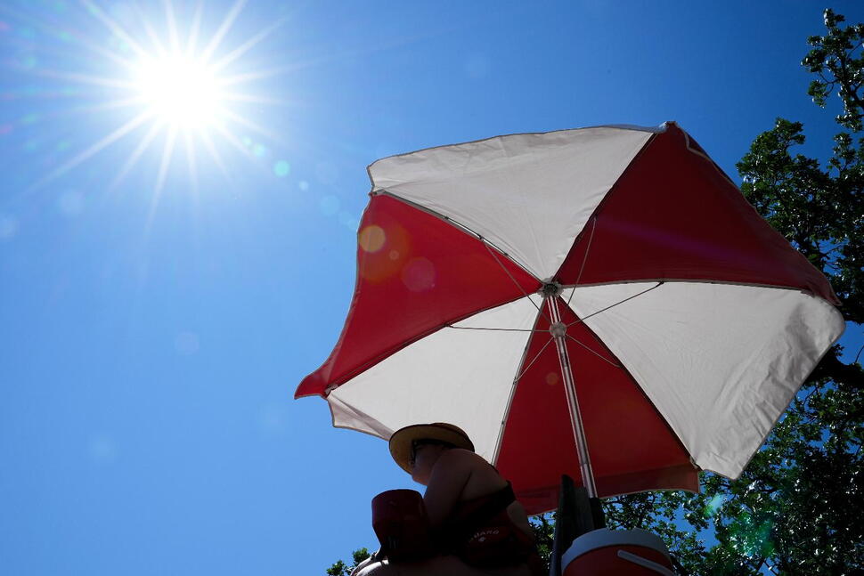 Sweltering Heat Wave Grips US for a Second Straight Day