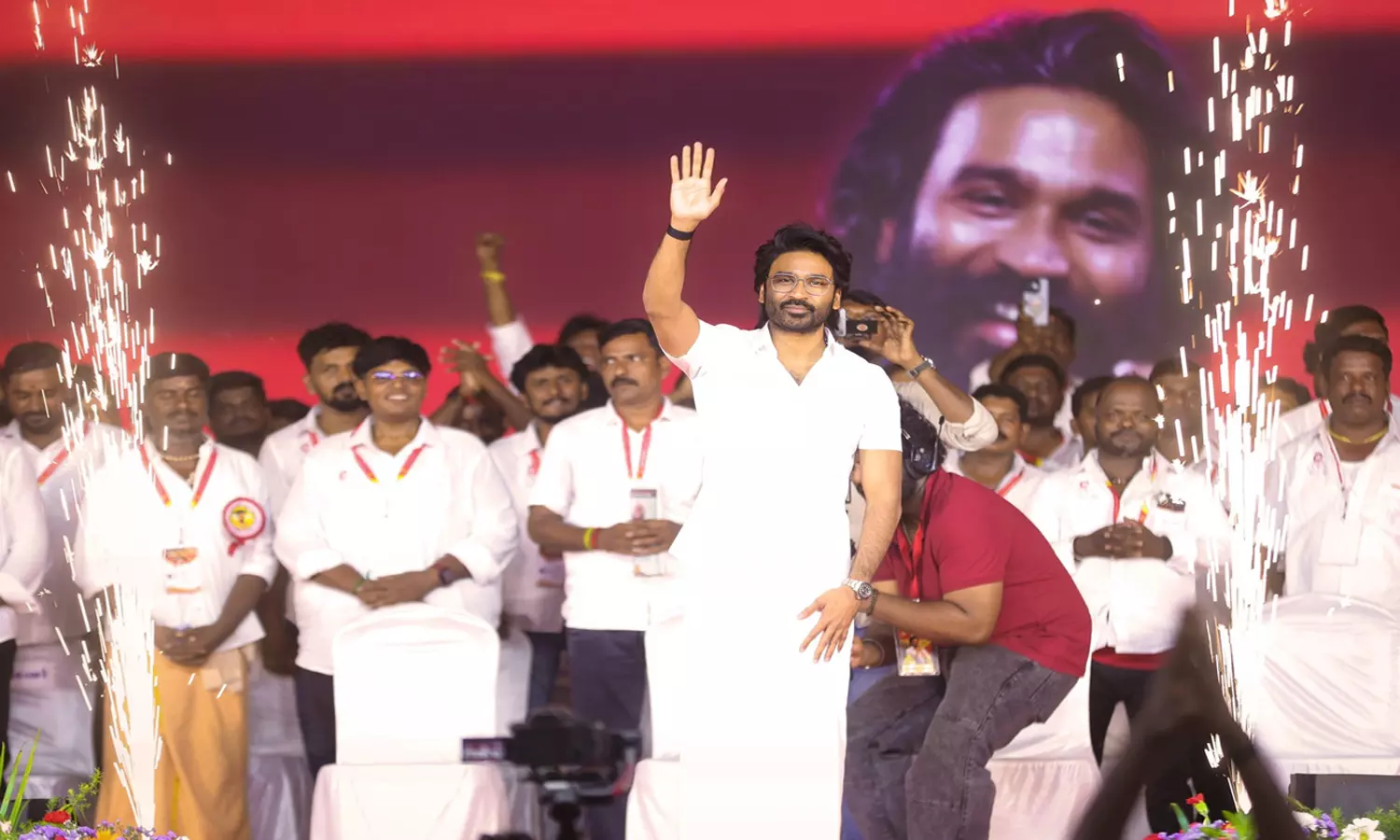 Dhanush Turns 43: From Kaadhal Kondein To National Awards, & Now Politics? Dhanush Turns 43: From Kaadhal Kondein To National Awards, & Now Politics?