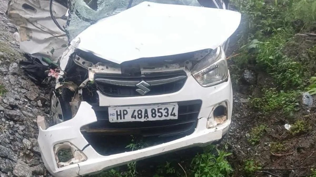 Himachal Pradesh: Four Of A Family Killed As Vehicle Plunges Into Gorge In Chamba
