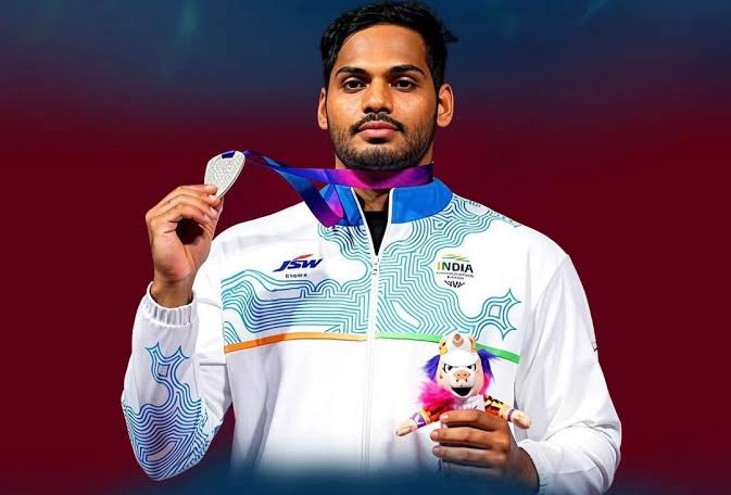 Glasgow CWG: Weightlifter Ajay Babu Wins Silver, Emulates Father’s Medalling Feat