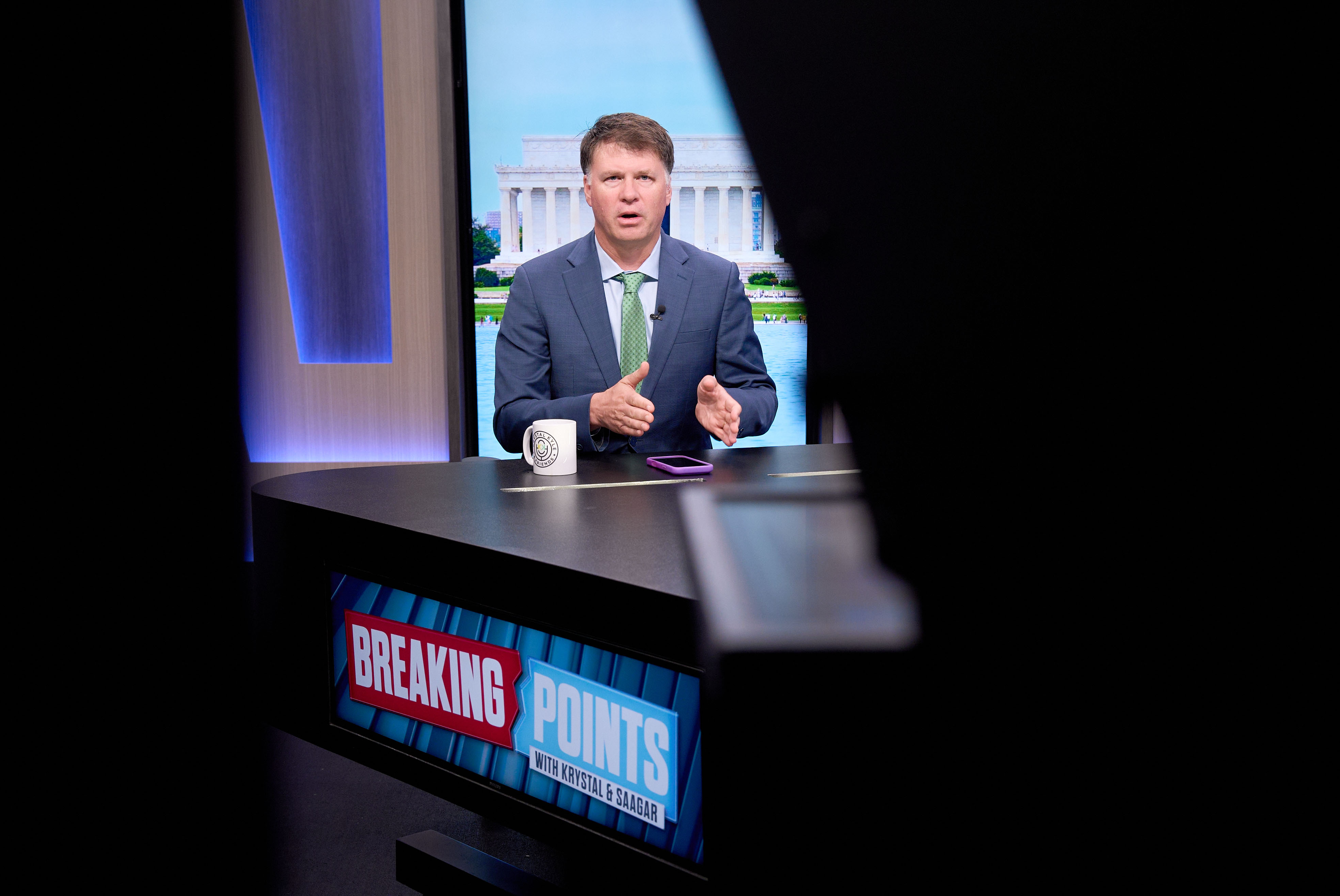 Left or Right, Americans Now Prefer Independent And Digital News Over Legacy Media