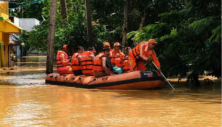 Odisha: Youth Risks Life To Rescue Two Stranded In Odisha River; Firefighter Dies Of Electrocution