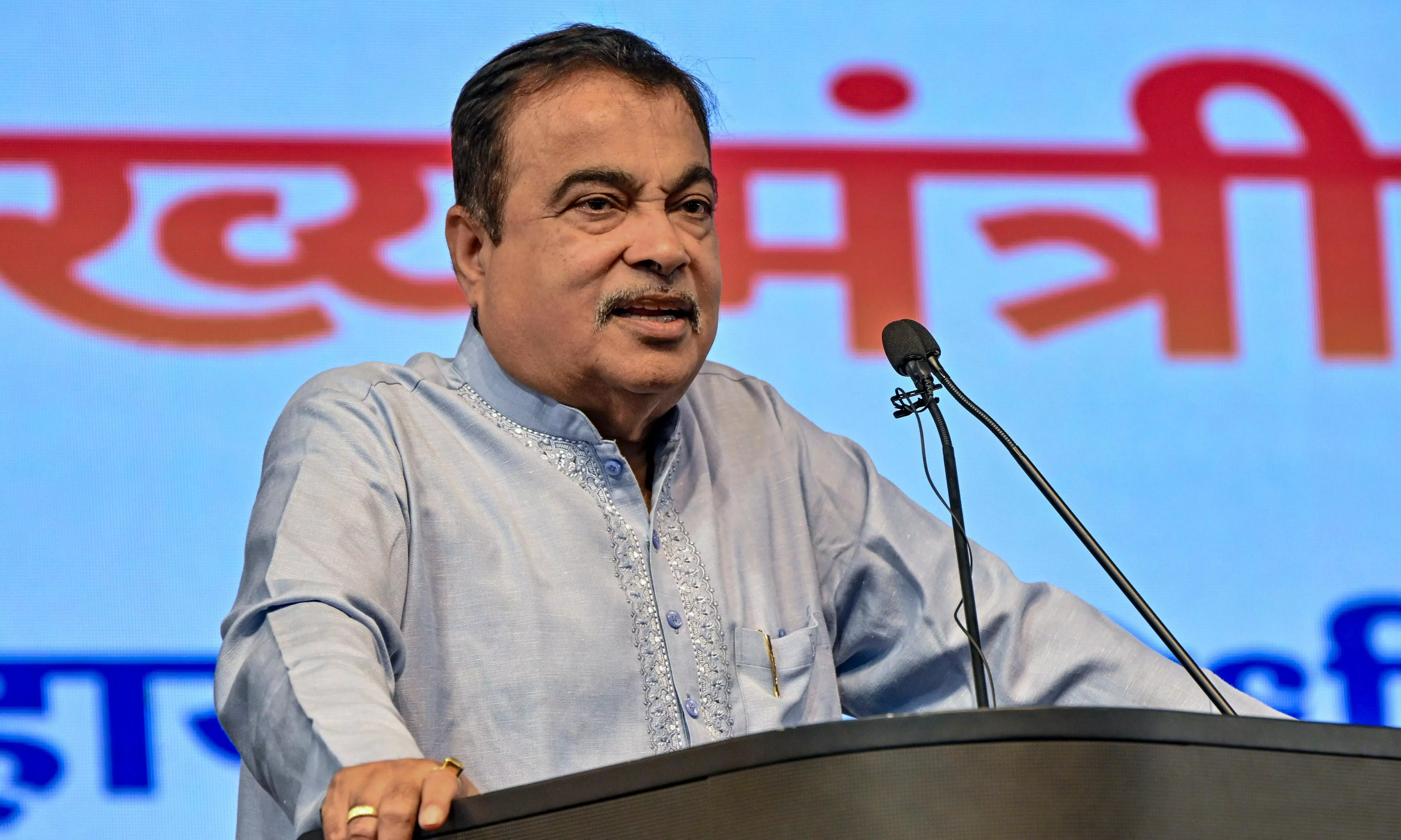 Nitin Gadkari Defends E20 Fuel, Says Older Vehicles Face No Major Issues Nitin Gadkari Defends E20 Fuel, Says Older Vehicles Face No Major Issues
