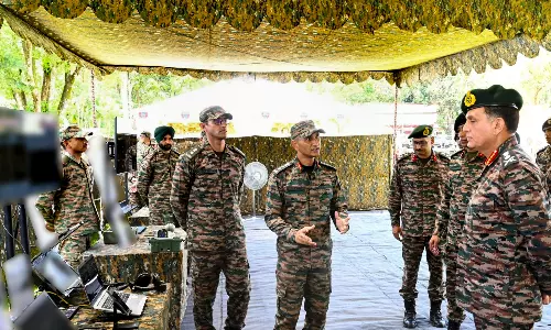 Army Chief Reviews Peace Initiatives in Manipur Army Chief Reviews Peace Initiatives in Manipur